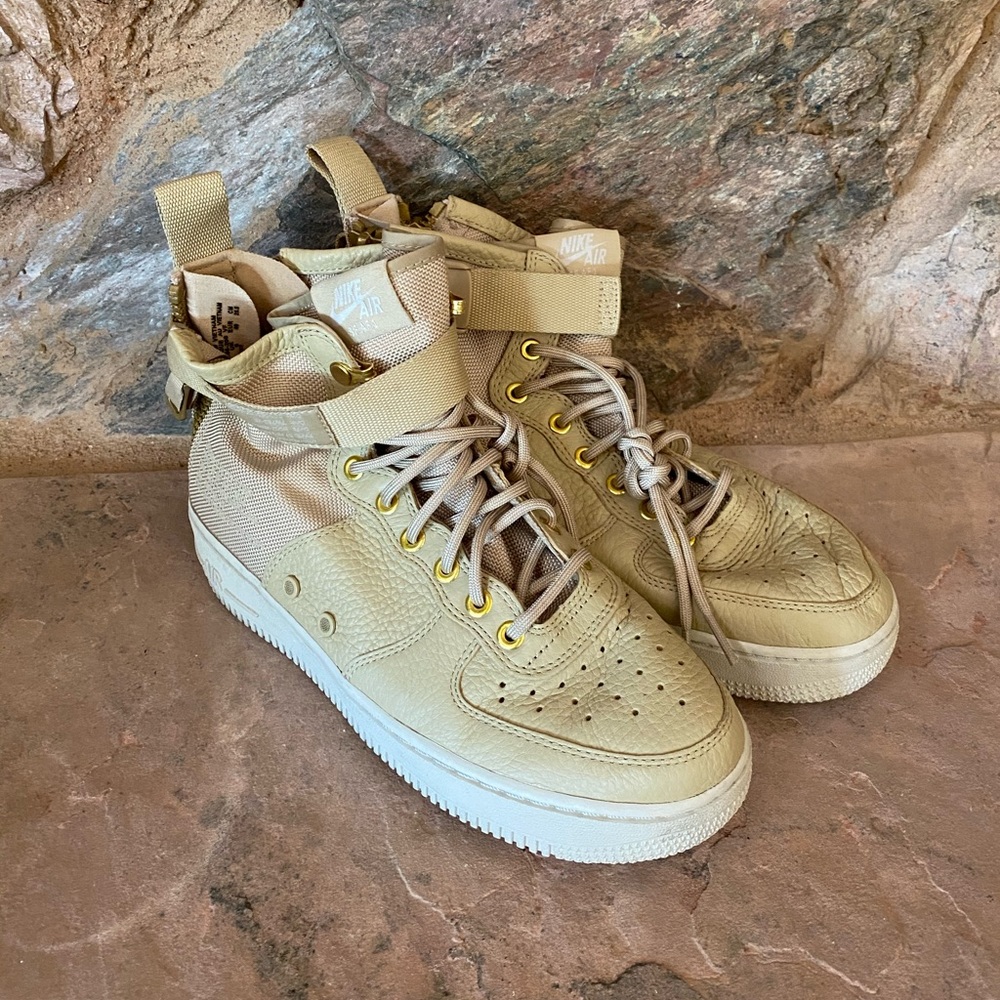 Stopping in my Air Force ones
